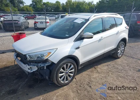 2017 Ford Escape Titanium из США, поврежденный, VIN 1FMCU9J97HUD36618